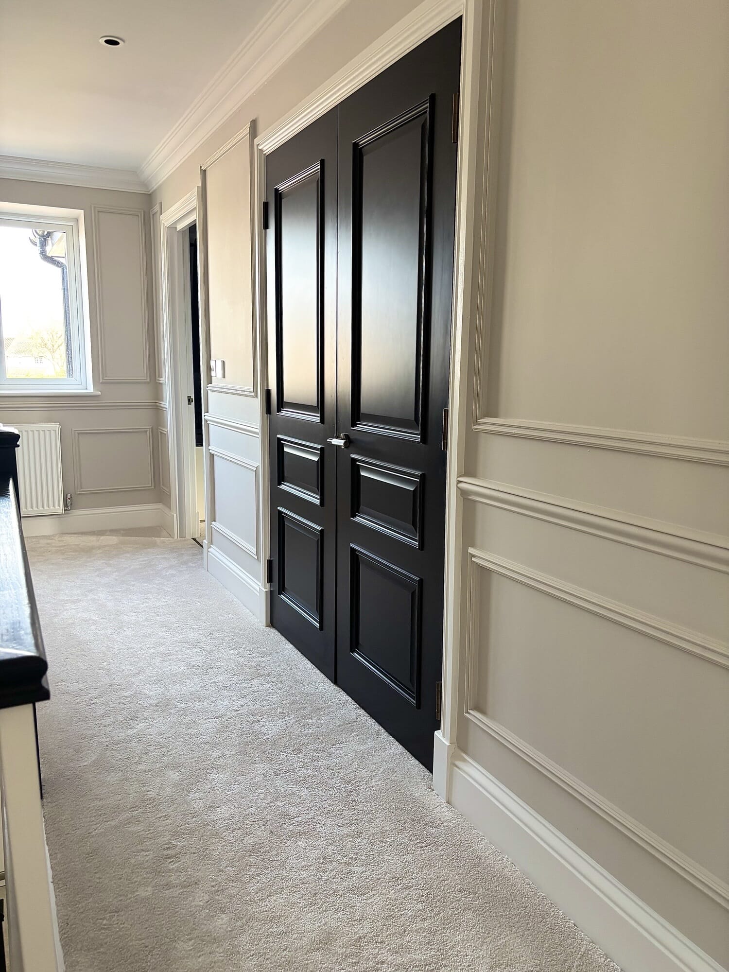 838x1981x44mm (33") Kent Black - Prefinished Internal Doors